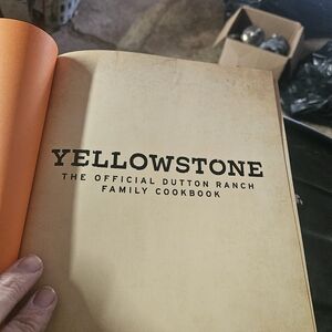 Family Cookbook - Classic Tan Cover